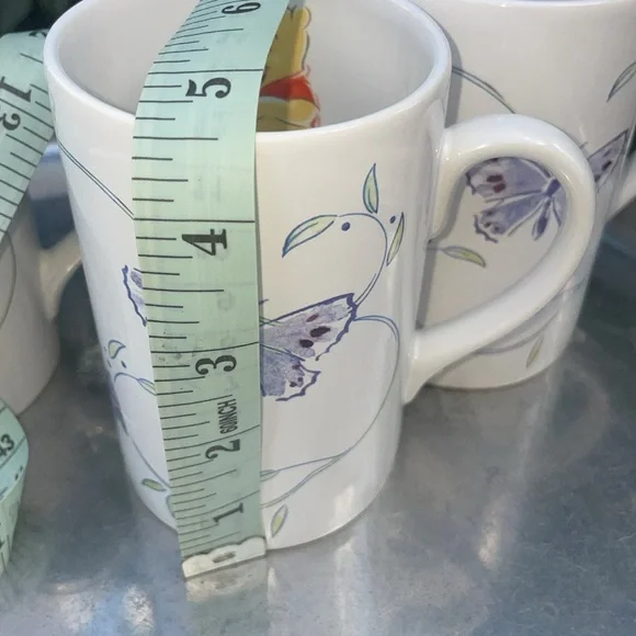 Vintage Winnie the Pooh mugs - Picture 11 of 12